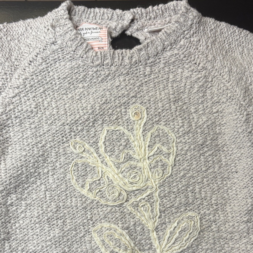 Zara Knitwear Kids Sweater Floral Embroidery Sz 12-18 months